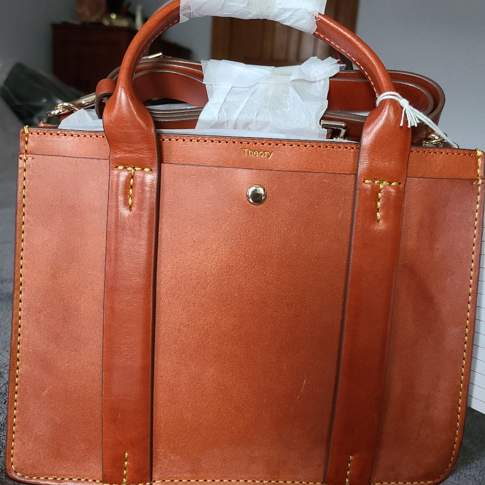 Ladies leather bag